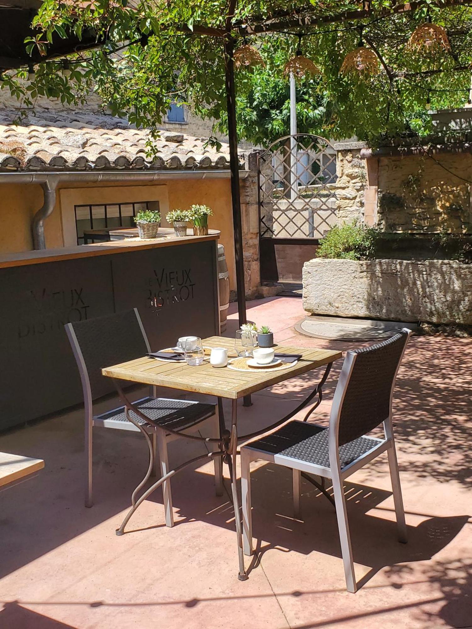 Du Vieux Bistrot Cabrières-dʼAvignon